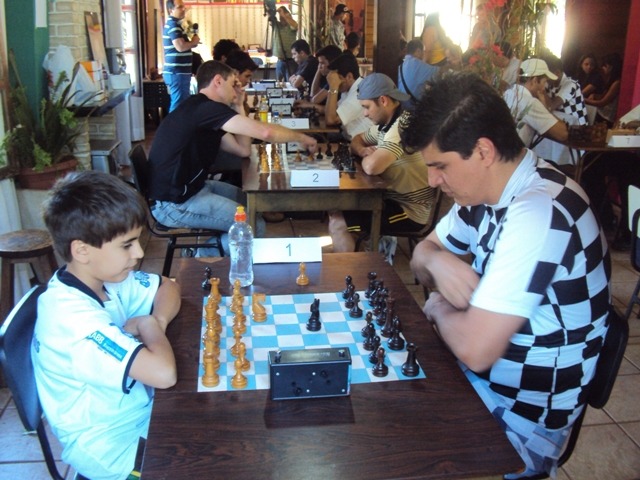 Clube de Xadrez realiza copa domingo - Diário de Uberlândia