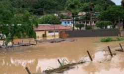 Minas Gerais registra 10 mortes em 24 horas por causa das chuvas