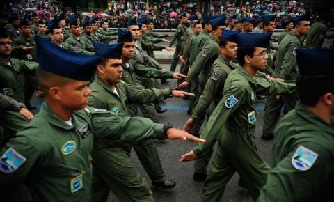 Presidente prorroga alistamento militar até o dia 31 de agosto